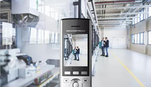 潮流網絡新推出的企業便攜式WiFi話機WP820