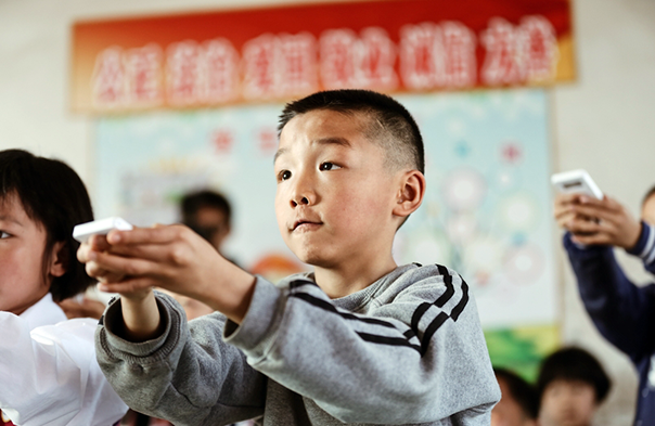 小魚易連雙師課堂：這很可能是10年后課堂的真實模樣！