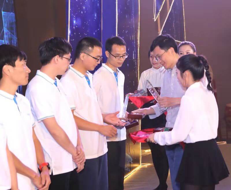 億聯(lián)網(wǎng)絡(luò)視頻會(huì)議 17周年慶