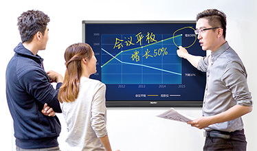 卡梅隆偷吃，普京玩筆，開會走神的不止你一人